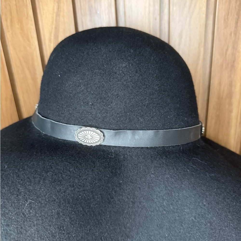 Black Felt Hat with Silver Medallion